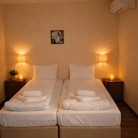ривърсайд анекс Hotell