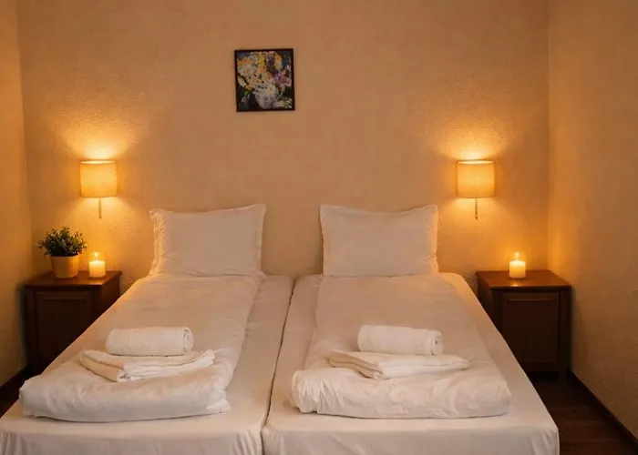 ривърсайд анекс Отель